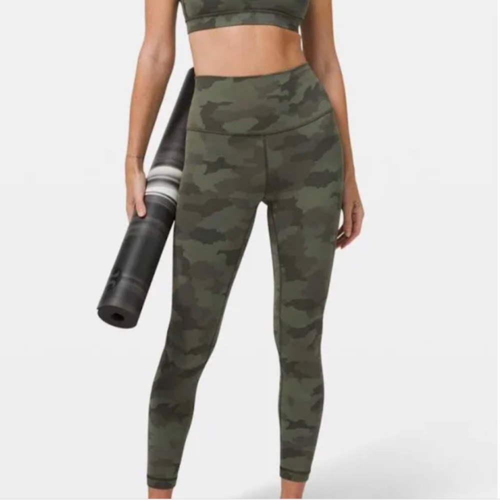 Lululemon High-Rise Align Green Camo Leggings . Size 6